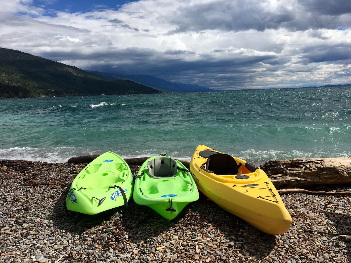 Flathead Lake Resort Woods Bay エクステリア 写真
