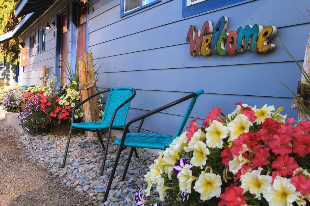 Flathead Lake Resort Woods Bay エクステリア 写真